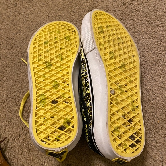 SpongeBob Vans size 6 - Picture 3 of 3